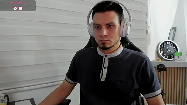 Rick Diesel  online show from April 18, 4:15 am