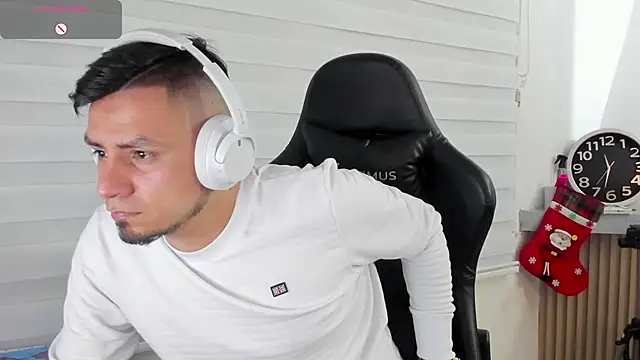 Rick Diesel  online show from December 4, 4:33 am