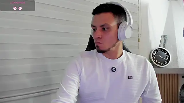 Rick Diesel  online show from April 14, 4:17 am