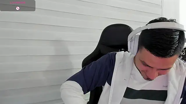 Rick Diesel  online show from December 19, 4:05 am