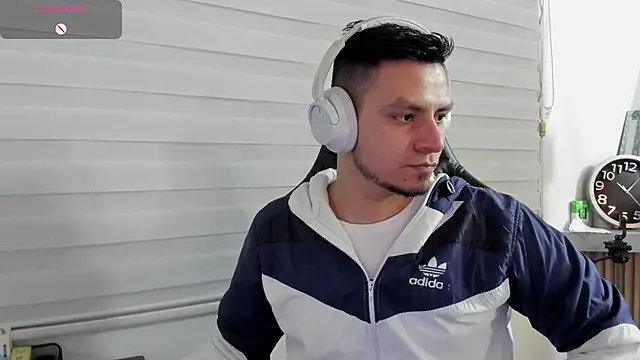 Rick Diesel  online show from March 3, 3:02 am