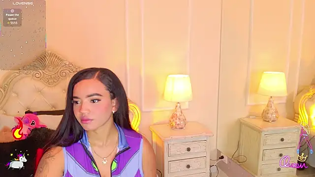 Snapshot of MalaikaBrown chatting on July 17, 4:21 am MalaikaBrown online show from July 17, 4:21 am