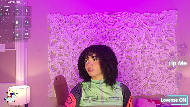 MalaikaBrown online show from May 24, 4:56 am