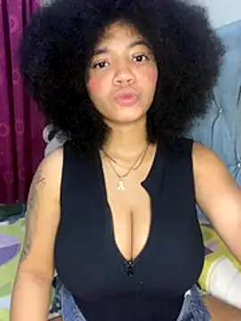 MalaikaBrown online show from October 26, 12:33 am