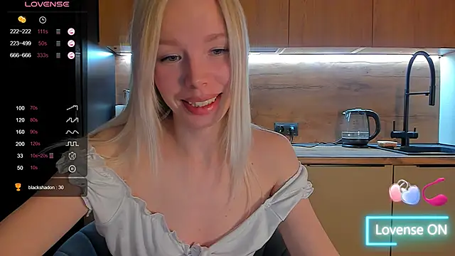 Olivia Bells online show from March 25, 9:14 pm