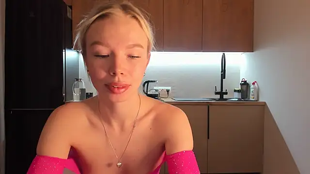 Olivia Bells online show from December 19, 9:27 pm