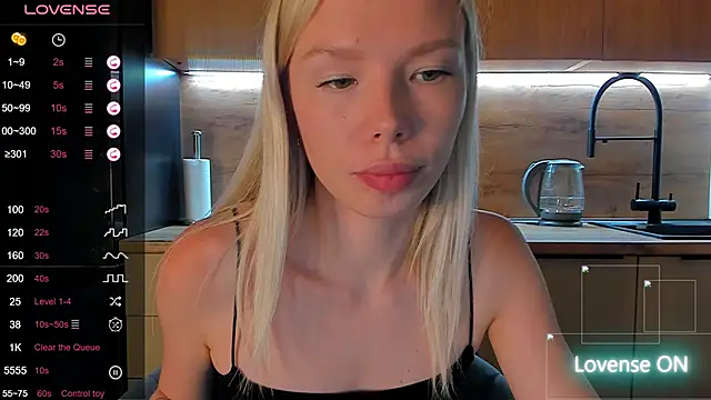 Olivia Bells online show from June 17, 8:30 pm