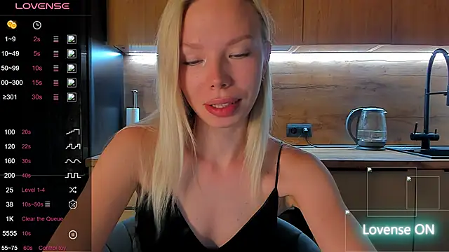 Olivia Bells online show from June 21, 9:42 pm