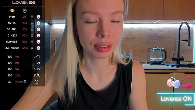 Olivia Bells online show from March 13, 10:04 pm
