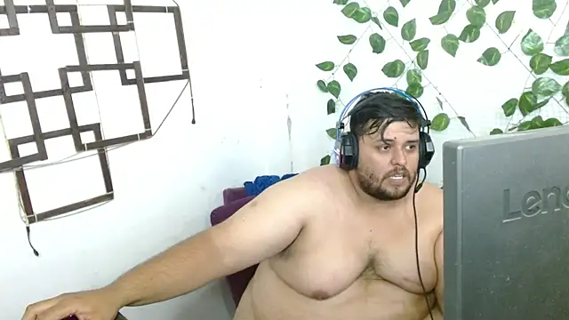 Snapshot of altairstudiosvip_ chatting on December 15, 3:51 pm altairstudiosvip online show from December 15, 3:51 pm