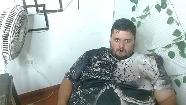Snapshot of altairstudiosvip_ chatting on July 10, 2:50 pm altairstudiosvip online show from July 10, 2:50 pm
