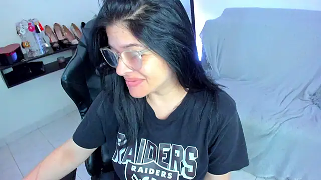 BellaFlaming online show from March 9, 10:52 am