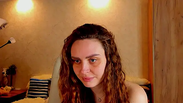mia grantes online show from February 26, 11:19 pm
