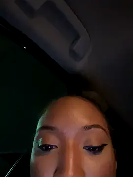 Snapshot of Iceblanca chatting on November 12, 3:43 am Iceblanca online show from November 12, 3:43 am