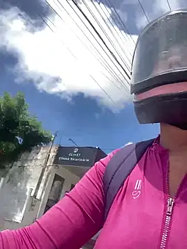 -Marivalda- online show from April 8, 12:50 pm