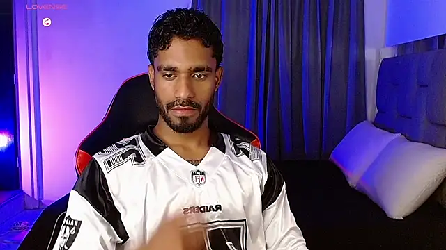 Snapshot of Christian_thor chatting on November 20, 3:51 am Christian thor online show from November 20, 3:51 am