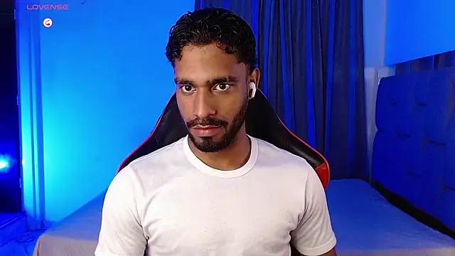 Snapshot of Christian_thor chatting on November 19, 4:34 am Christian thor online show from November 19, 4:34 am