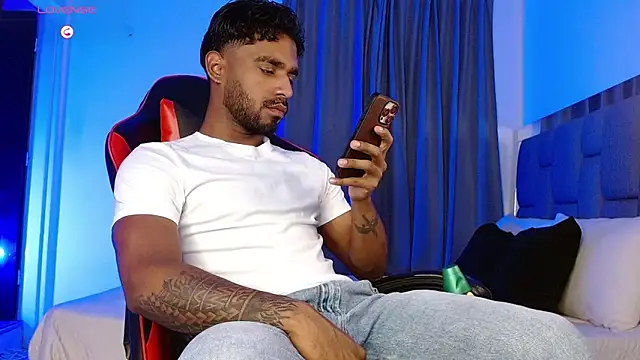 Snapshot of Christian_thor chatting on November 7, 3:55 am Christian thor online show from November 7, 3:55 am