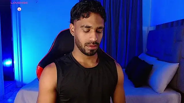 Snapshot of Christian_thor chatting on November 6, 3:43 am Christian thor online show from November 6, 3:43 am