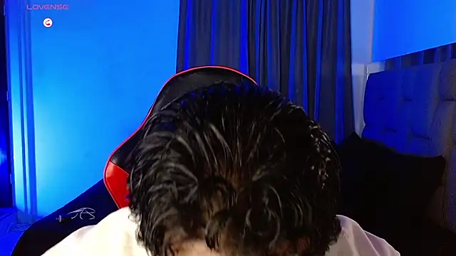 Snapshot of Christian_thor chatting on December 4, 3:27 am Christian thor online show from December 4, 3:27 am