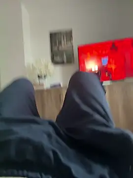 vanjbi45 online show from October 31, 2:24 pm