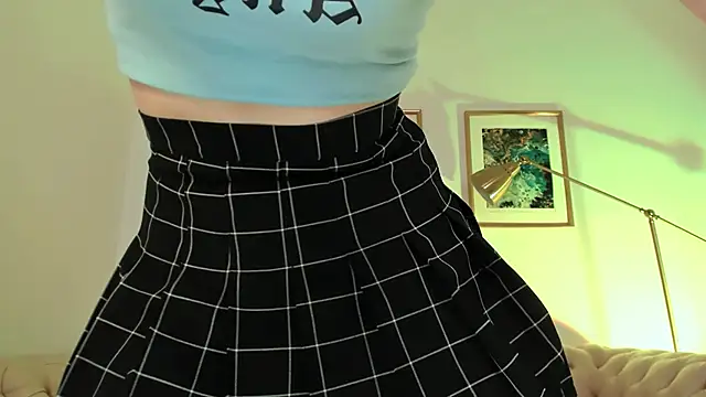 Snapshot of MelisaCoy chatting on December 7, 5:04 pm MelisaCoy online show from December 7, 5:04 pm