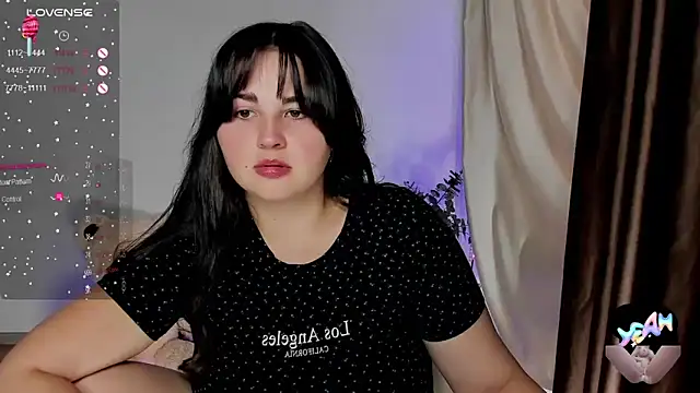 Snapshot of Talla_a chatting on September 26, 9:38 am Talla a online show from September 26, 9:38 am