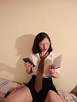 Snapshot of AmazingFuckCam chatting on May 21, 8:55 am AmazingFuckCam online show from May 21, 8:55 am