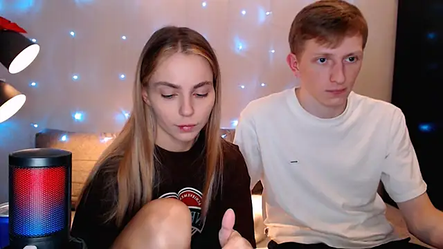 juliaanddima online show from October 16, 10:18 pm