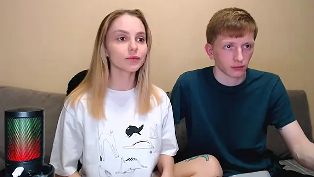 juliaanddima online show from April 17, 10:12 pm