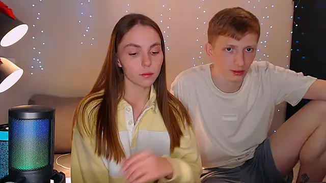 juliaanddima online show from February 27, 12:46 am