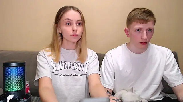 juliaanddima online show from March 15, 10:17 pm