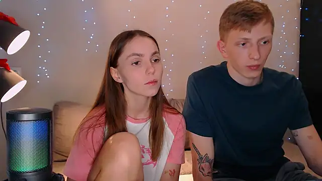 juliaanddima online show from February 21, 9:22 pm