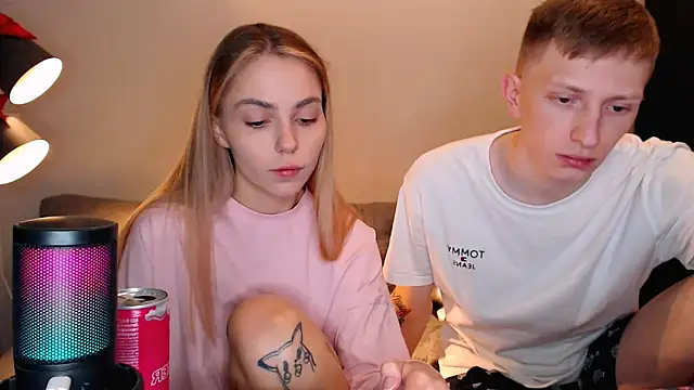 juliaanddima online show from October 20, 11:16 pm