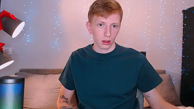 juliaanddima online show from March 8, 9:29 pm