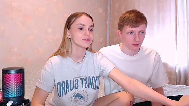 juliaanddima online show from April 16, 7:53 am