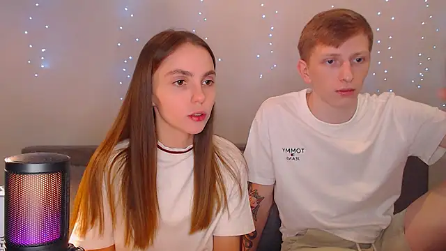 juliaanddima online show from March 16, 8:21 pm