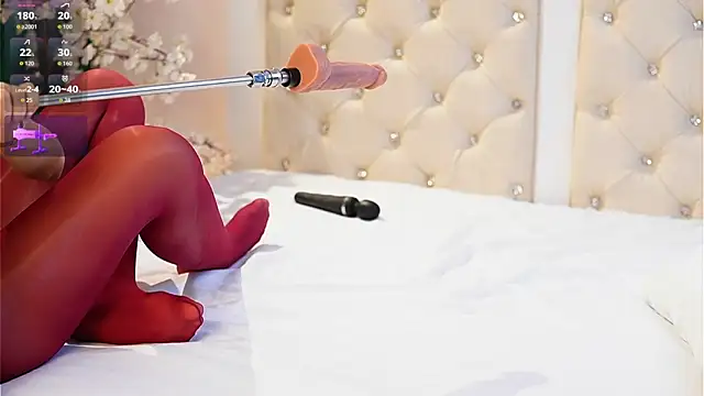 caroline adams  online show from March 16, 10:45 pm