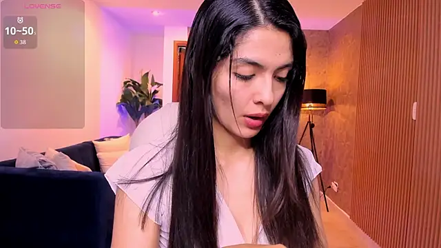 Snapshot of miiaa_evans chatting on October 4, 11:12 am miiaa evans online show from October 4, 11:12 am