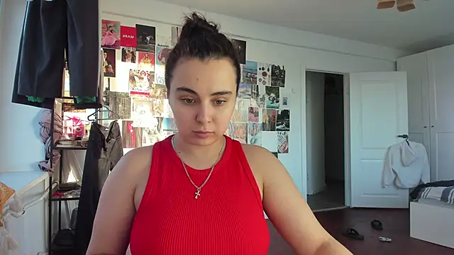 Snapshot of Tenderalise chatting on January 18, 12:36 pm Tenderalise online show from January 18, 12:36 pm