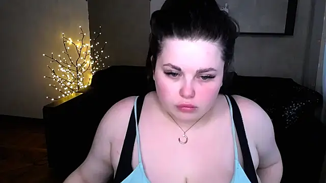 Emily Mo online show from March 22, 10:49 am