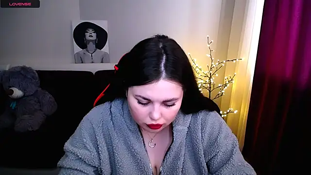 Emily Mo online show from February 26, 8:06 am