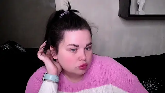 Emily Mo online show from October 9, 5:41 am