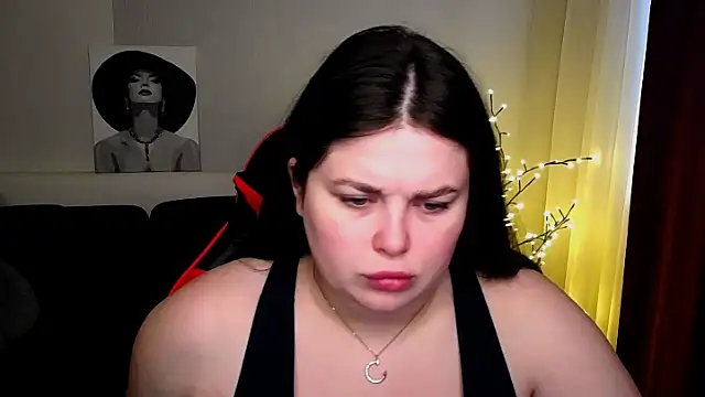 Emily Mo online show from February 19, 6:44 am