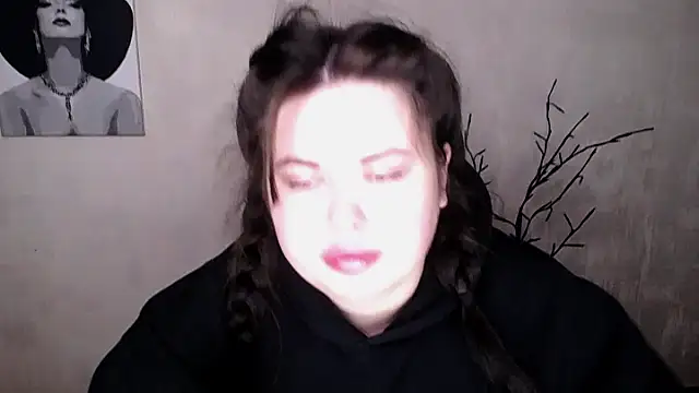 Emily Mo online show from October 2, 5:55 am