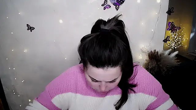 Emily Mo online show from February 17, 11:18 am