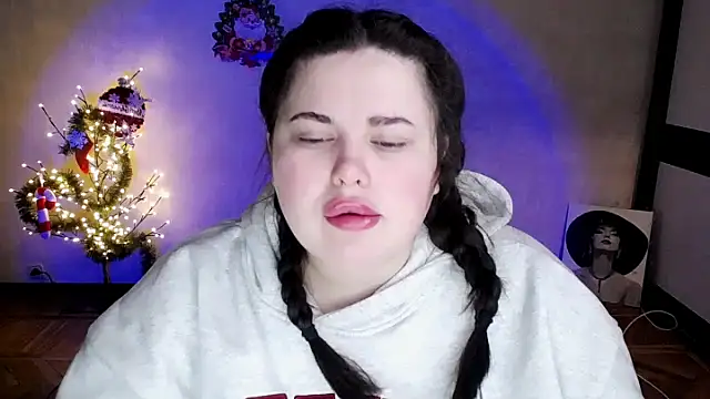 Emily Mo online show from January 15, 6:28 am