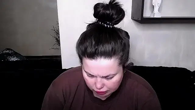Emily Mo online show from October 15, 5:39 am