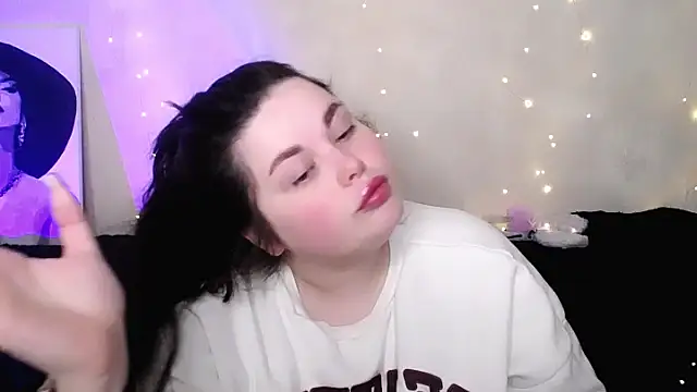 Emily Mo online show from February 24, 6:36 am