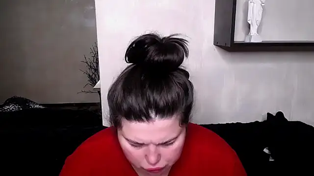 Emily Mo online show from October 14, 5:30 am